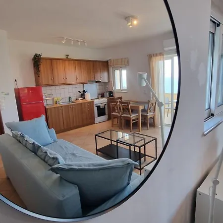 In Theologos Apartment