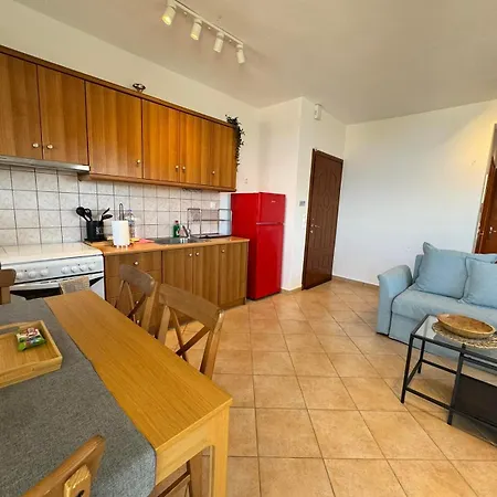 Apartment In Theologos